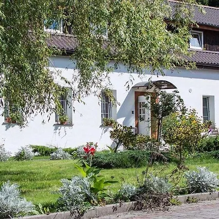 Przystan Korona Nad Jeziorem Radun Alojamento de Turismo Rural *